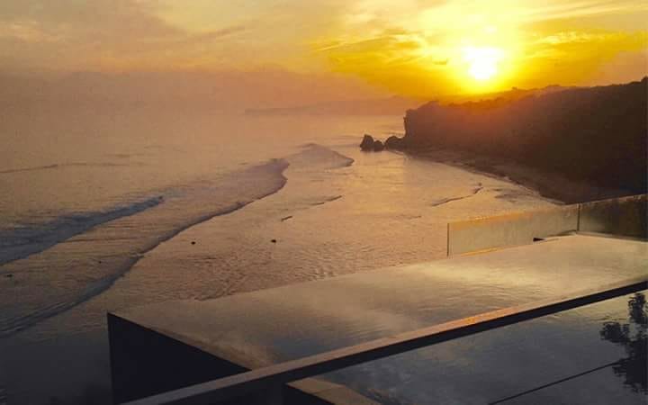 SPECTACULAR VILLA CLIFF FRONT INDIAN OCEAN VIEW SULUBAN ULUWATU BALI ...